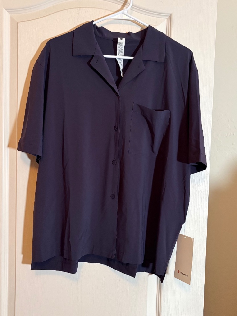 Lululemon Button-Down Shirt. NWT SZ Medium Atmospheric Purple